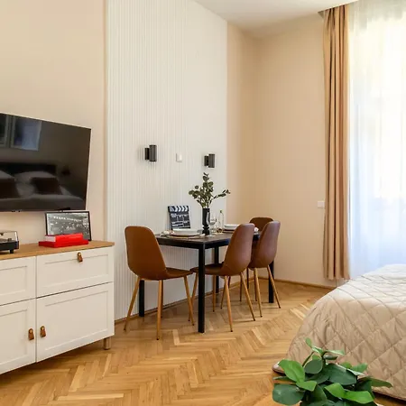 Apartament Black And White - Find Your Rhythm